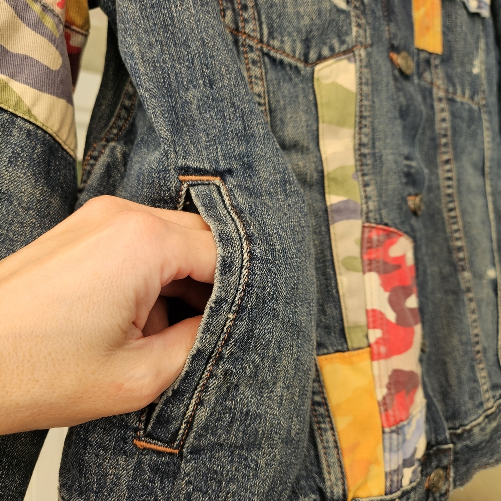 Gap Denim Camo Patchwork Jacket Distressed Size Xl - image 7
